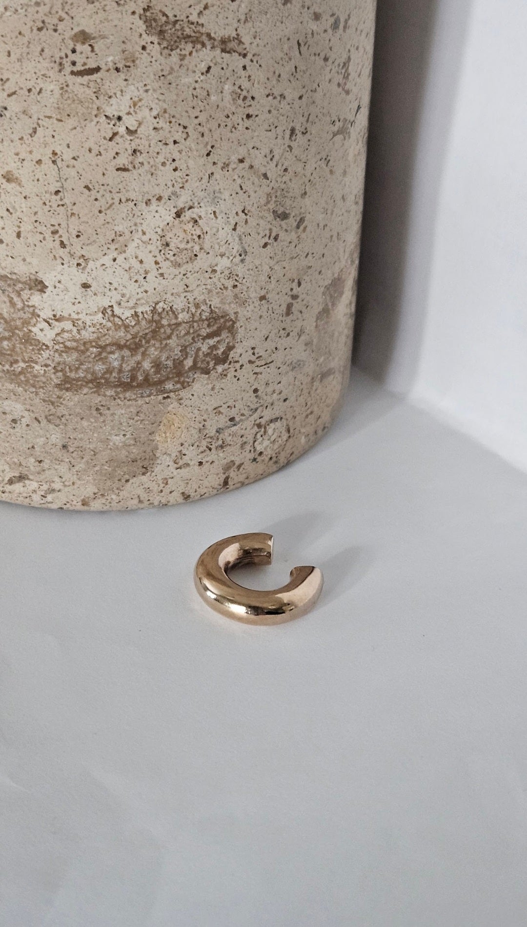 Sola earcuff pronssi